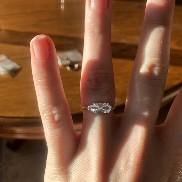 Sterling Silver ring - Picture 5 of 5